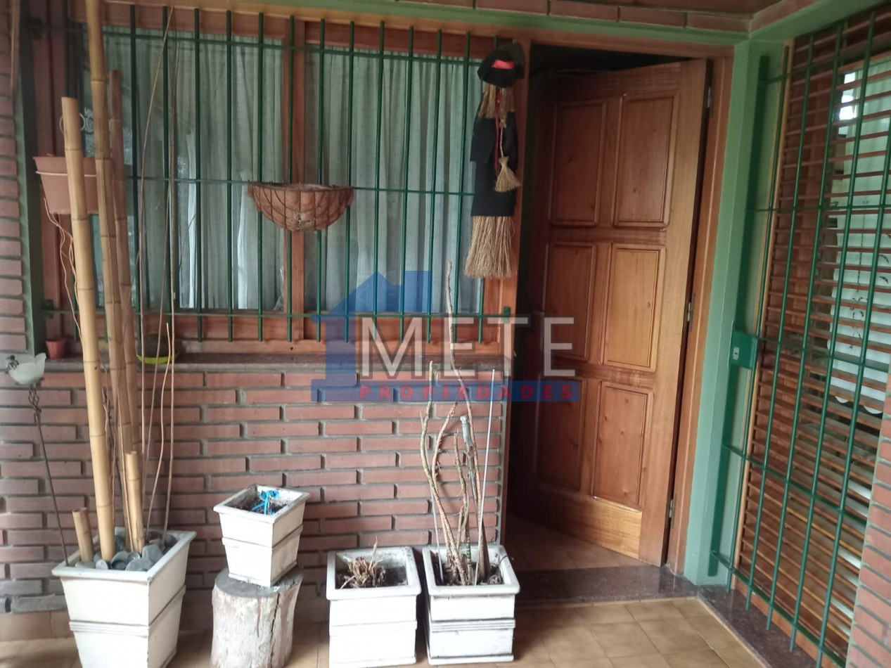 Hermoso Chalet de dos plantas listo para Habitar amueblado!!!!!!!!!